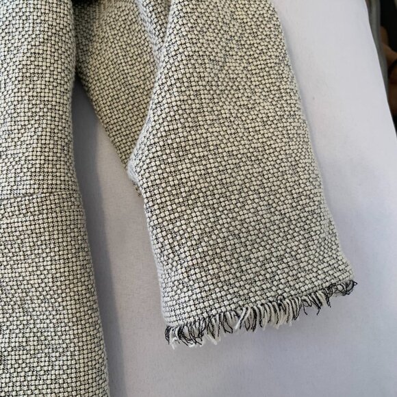 ANN TAYLOR  Cropped Women’s Fringe Tweed Jacket with 3/4 sleeves Size 12 - Picture 7 of 10